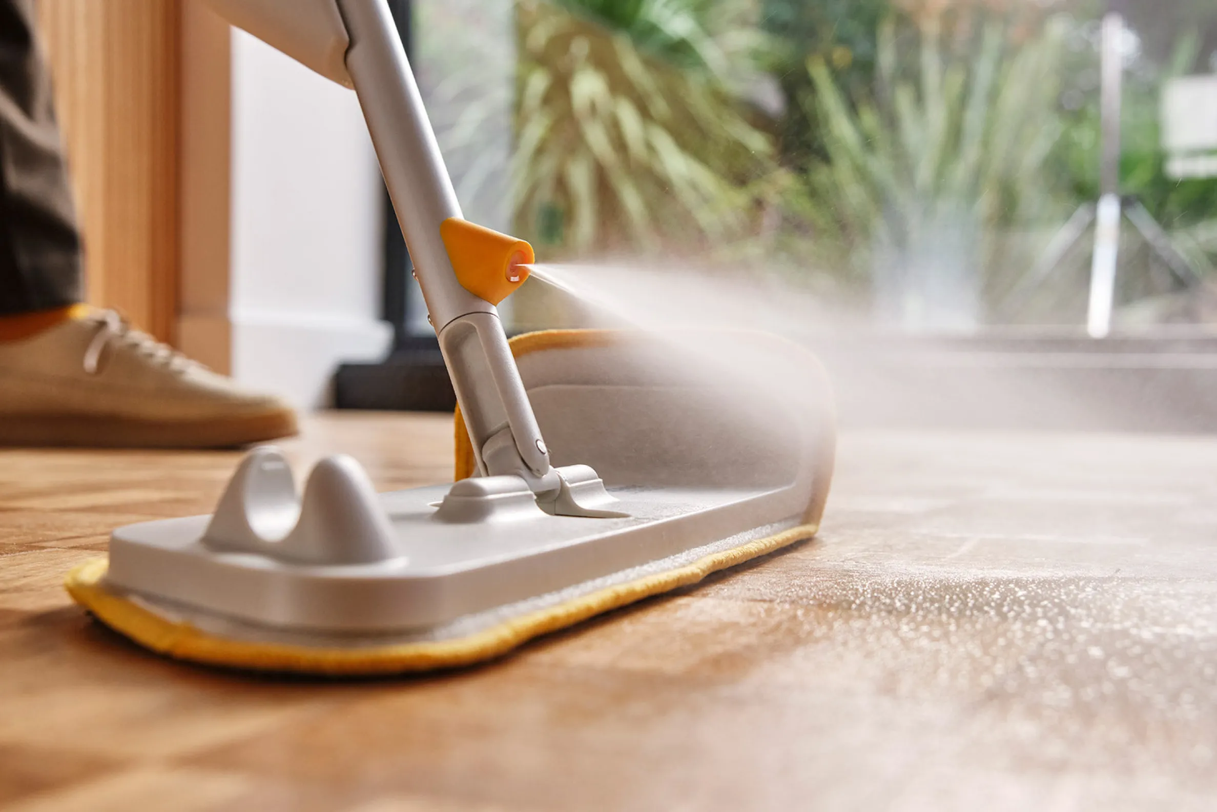 Balai Pulvérisateur avec Serpillère Microfibre CleanTech™