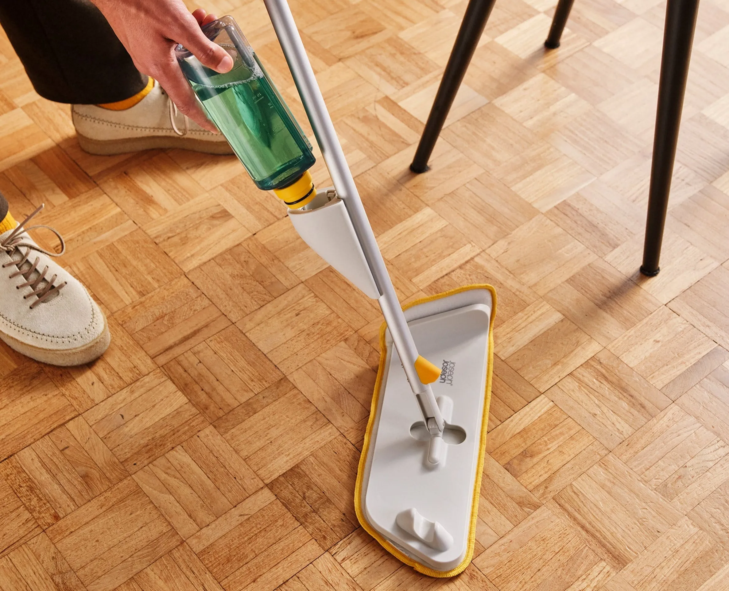 Balai Pulvérisateur avec Serpillère Microfibre CleanTech™