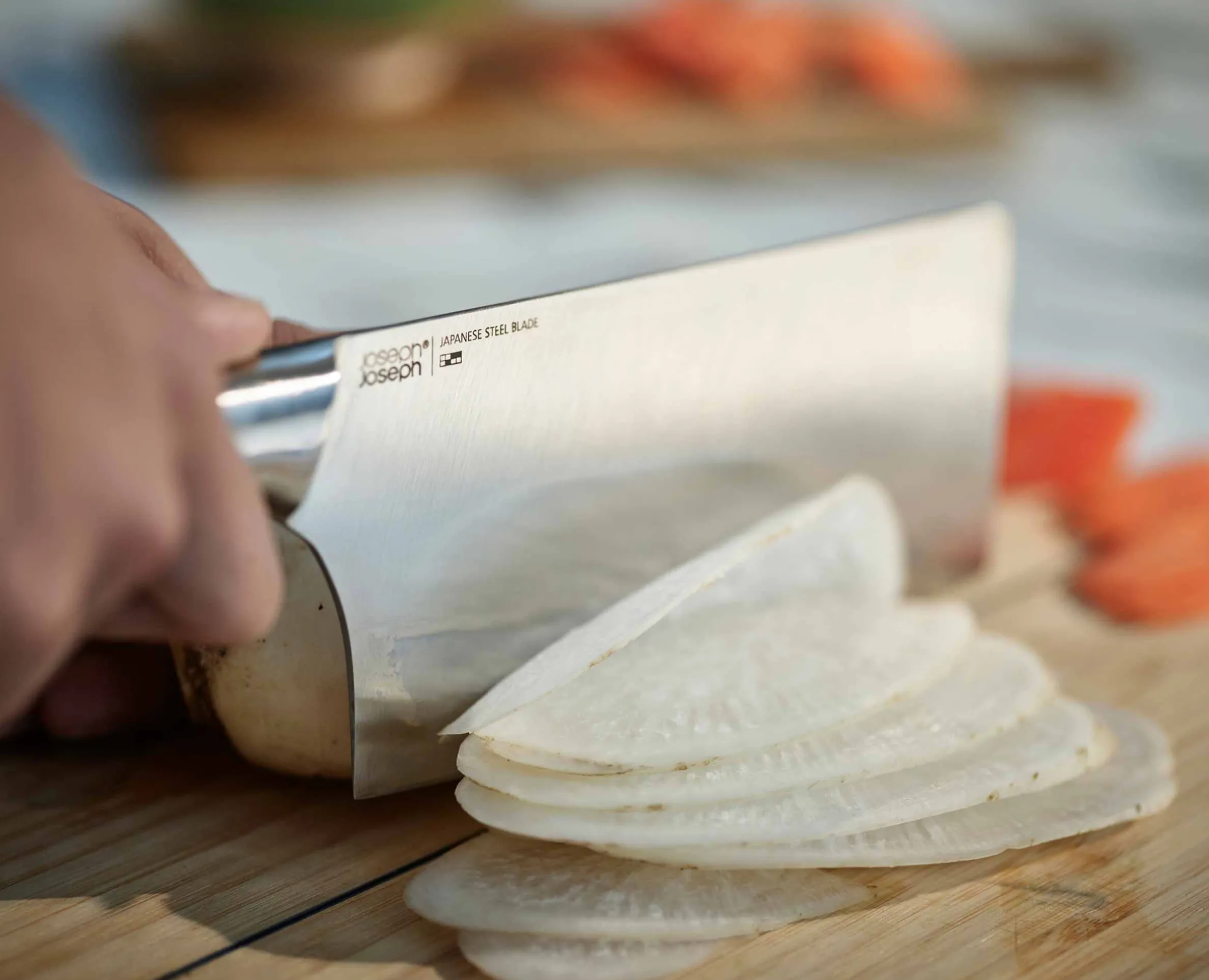 Bloc en Bois avec 5 Couteaux de Cuisine et des Ciseaux Elevate™ Fusion