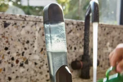 Brosse à Vaisselle avec Distributeur de Savon & Rechange SinkTech™