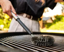 Brosse Nettoyage Barbecue Rétractable GrillOut™