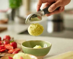 Cuillère à glace Elevate™ grise