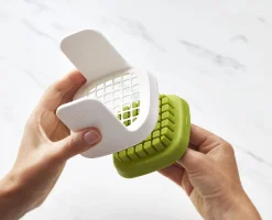 Hachoir à Légumes Facile à Utiliser Blanc ChopCup™