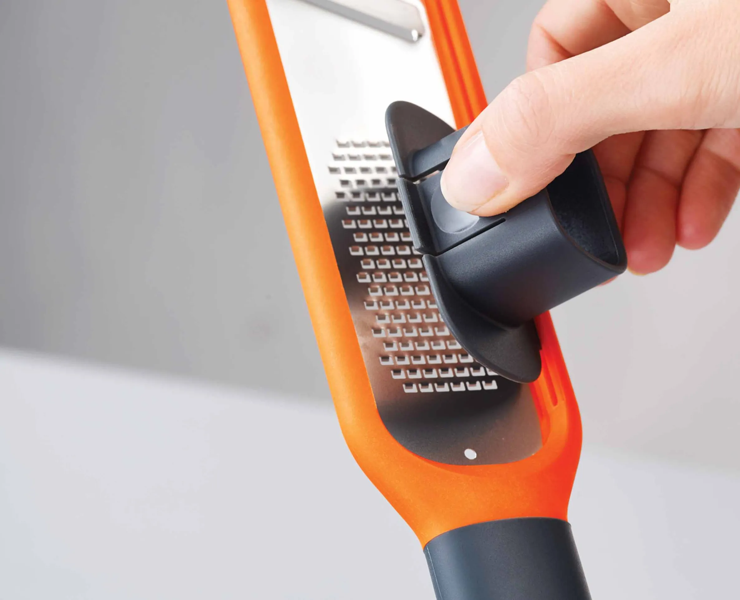 Mini Râpe Eminceur 2-en-1 Orange Handi-Grate™