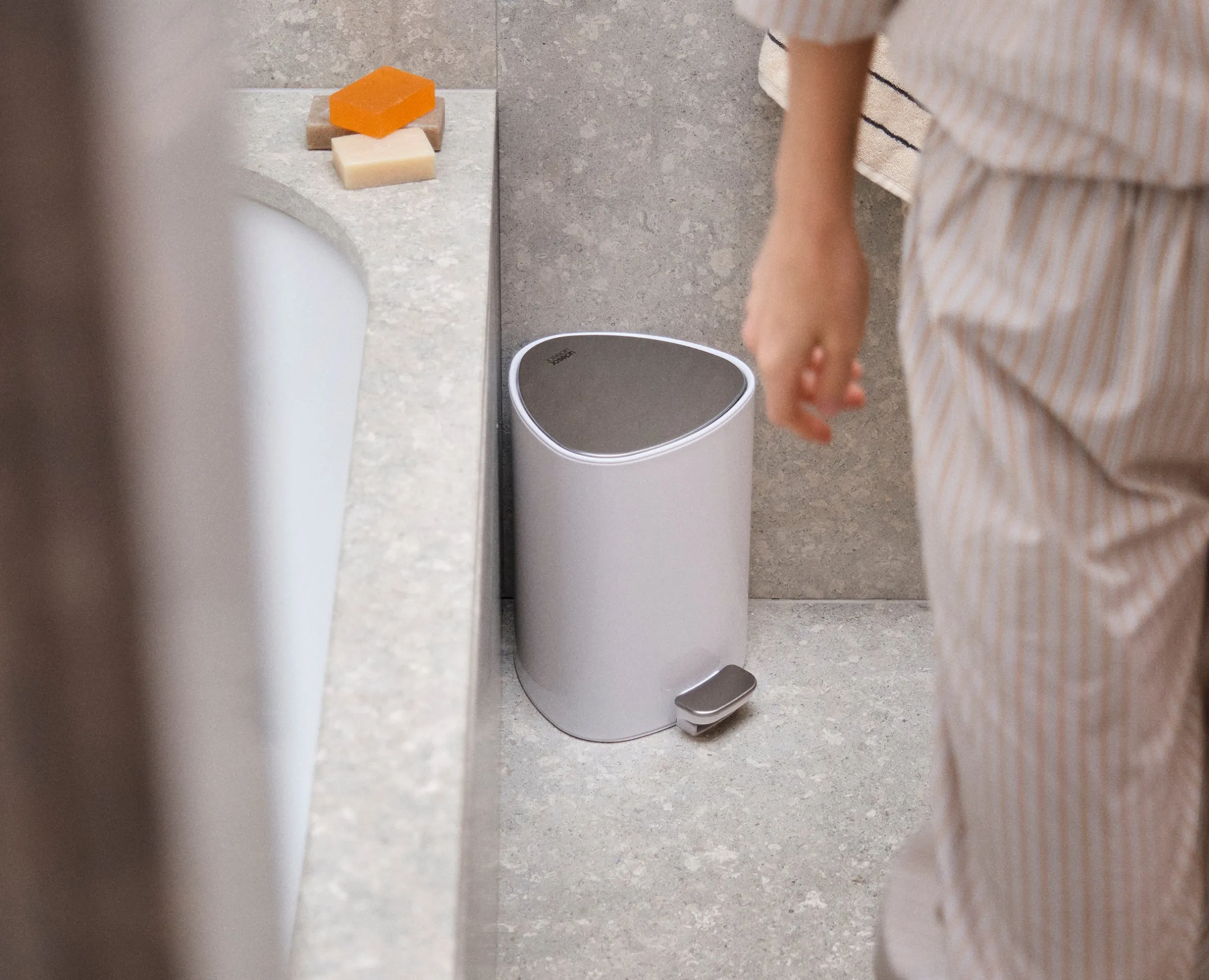 Poubelle de Salle de Bain 5L Blanc Brillant EasyStore™